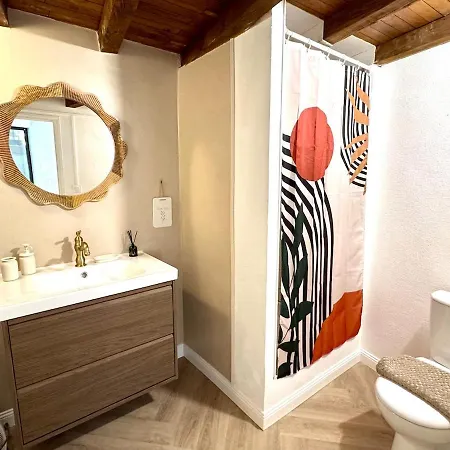 Maison Renovee Avec Clim Et Loggia - Centre * アルル