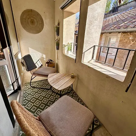 Maison Renovee Avec Clim Et Loggia - Centre *